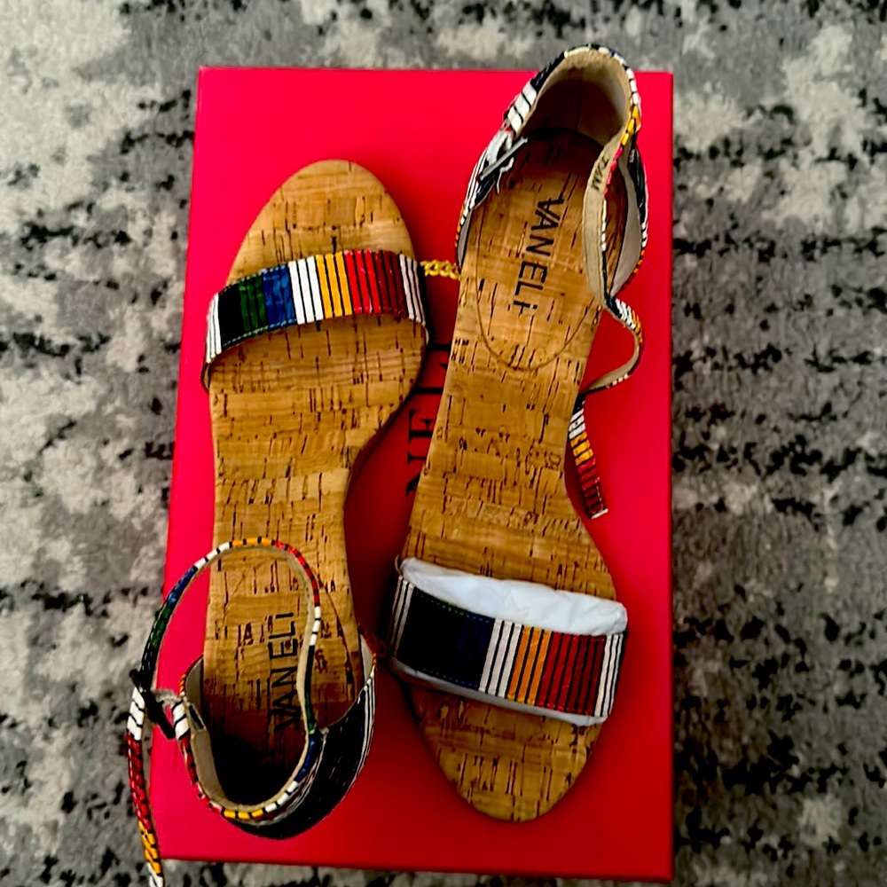 NEW Vaneli wedge sandals